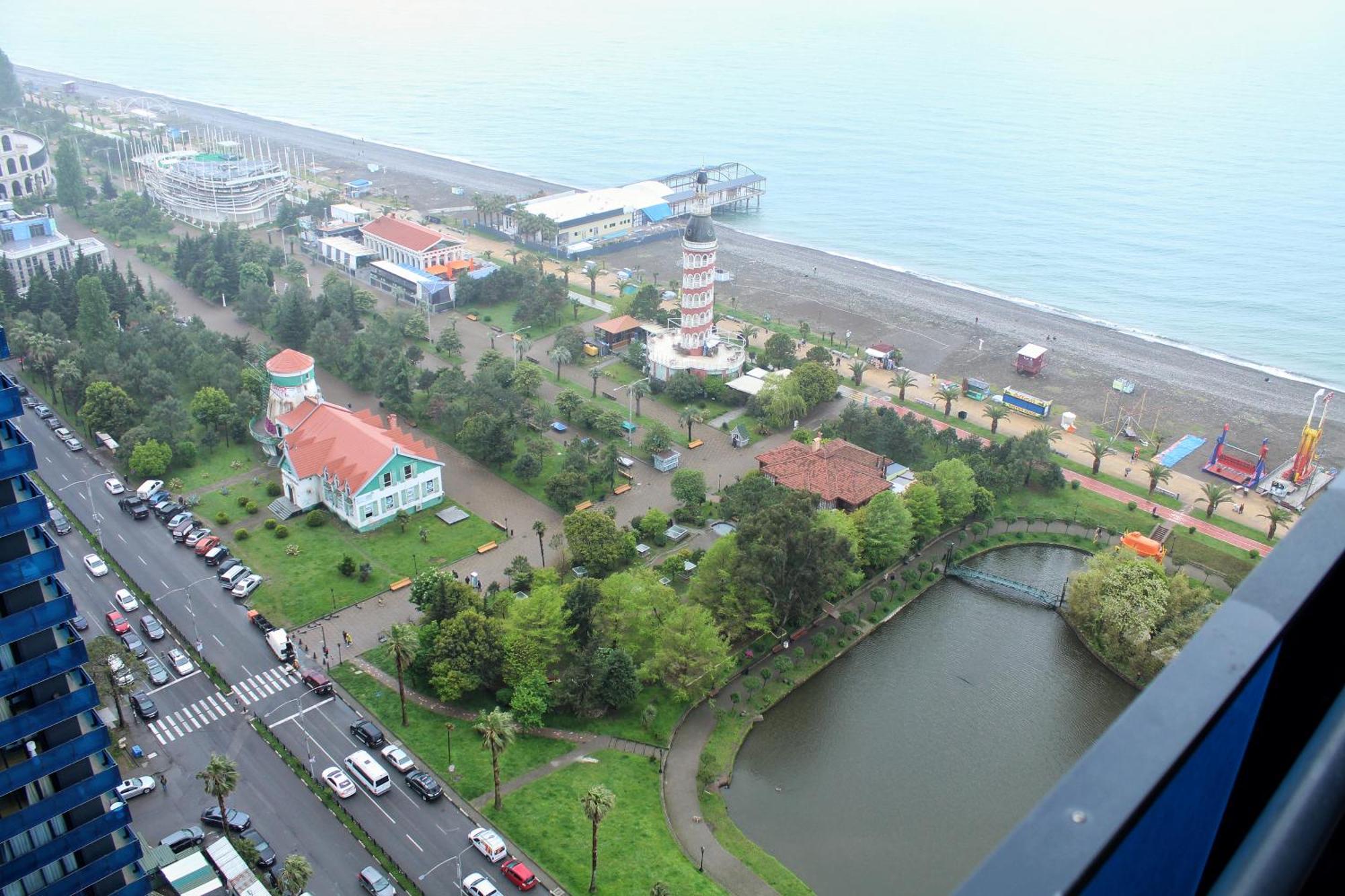 Best Location Apartments In Batumi Exterior foto