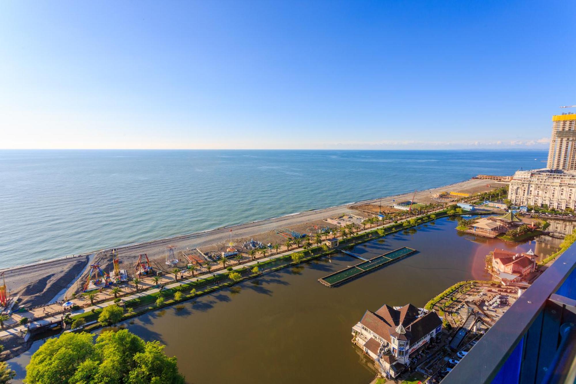 Best Location Apartments In Batumi Exterior foto